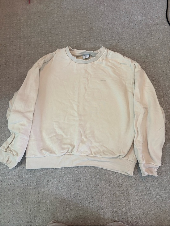 Gymshark Other - Gymshark Oat White Relaxed fit sweatshirt Size XXL
